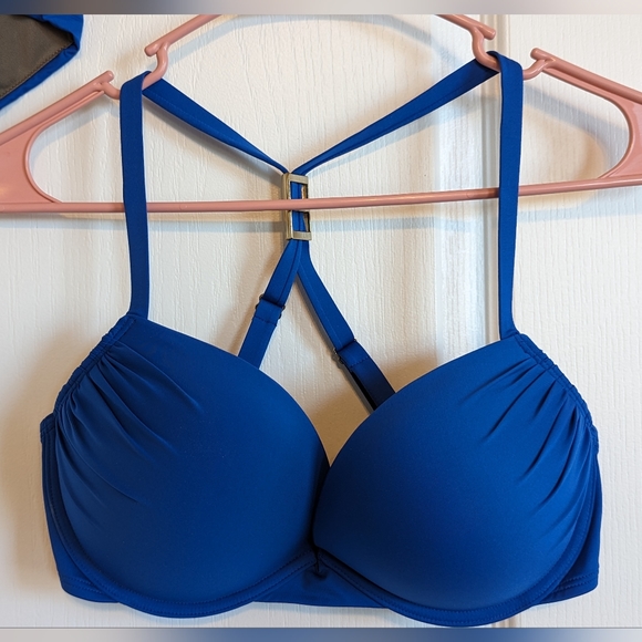 Victoria's Secret Swimsuit - Picture 7 of 11